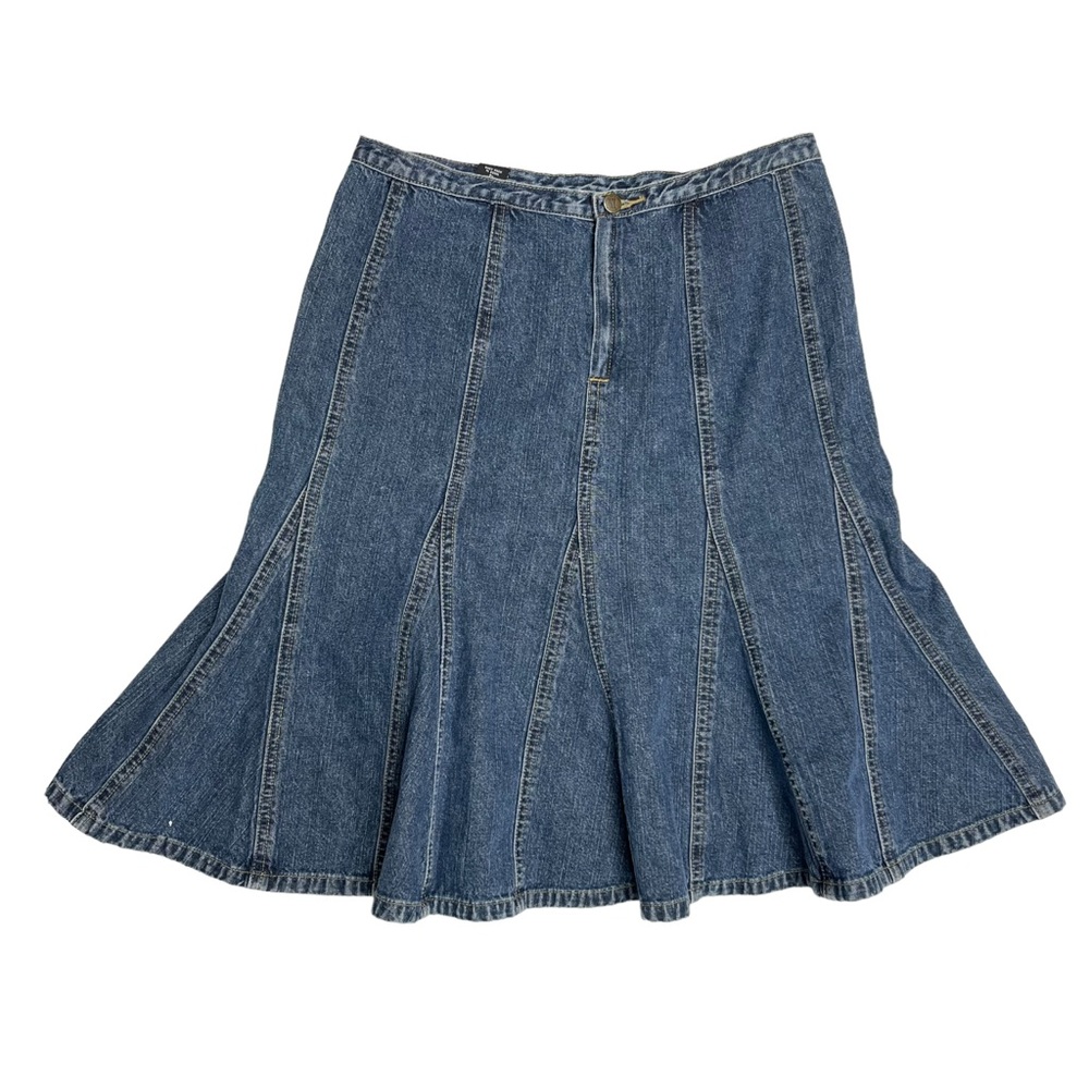 New York & Company Denim Flare Skirt Mid Rise Knee Length Blue Jean Size 4 Small